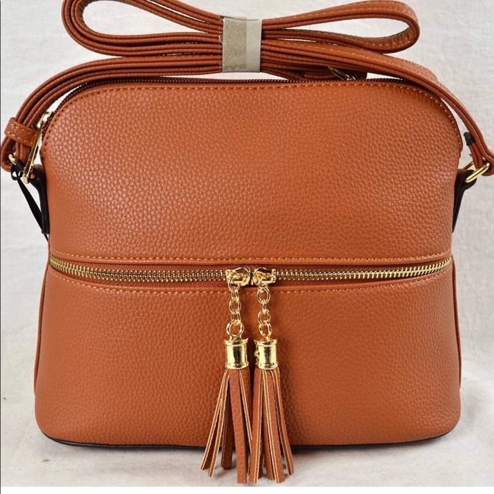 ⭐️Host Pick⭐️Lunar Dome Crossbody Bag